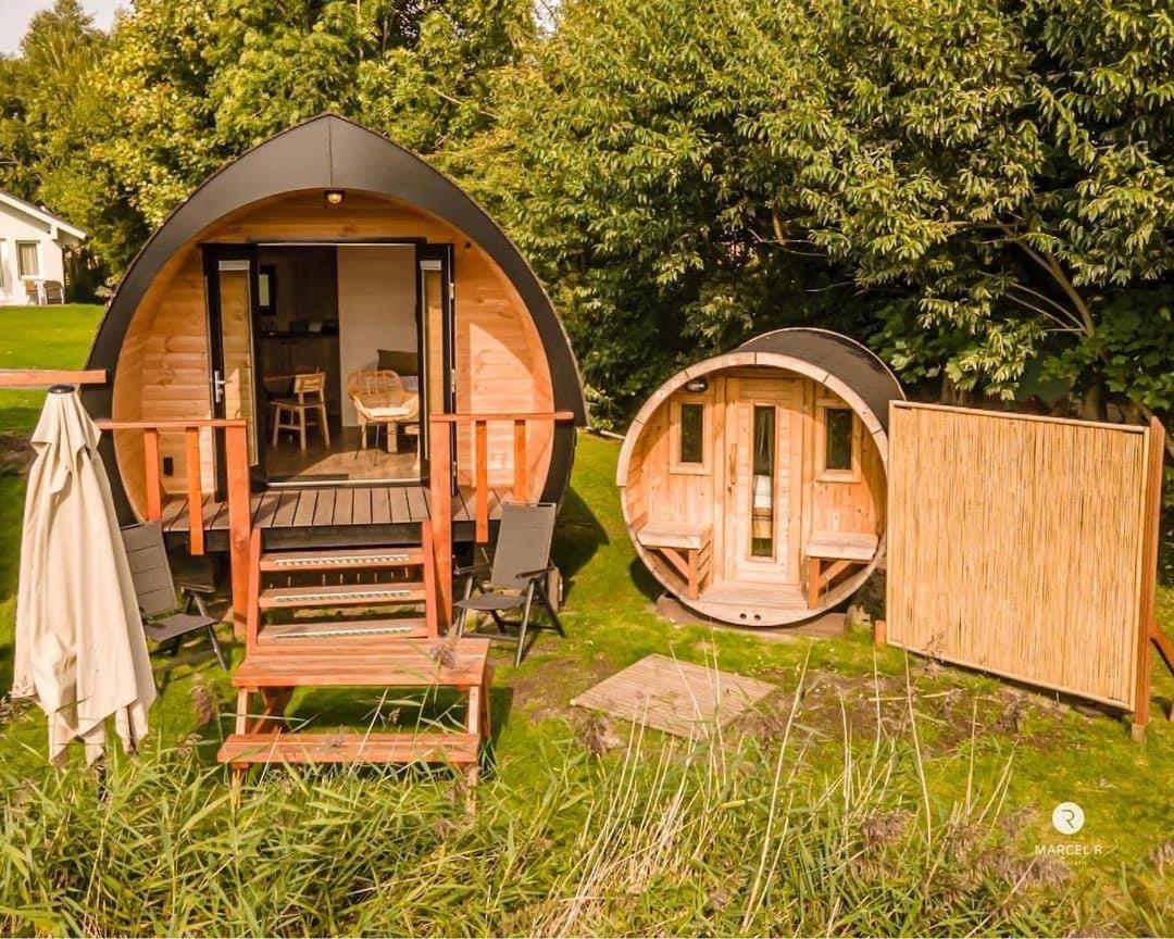 Pod Hotelkamer Aan Het Water Докьом Екстериор снимка